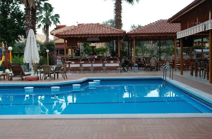 Hotel Grove Oludeniz