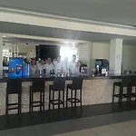 Grove Hotel