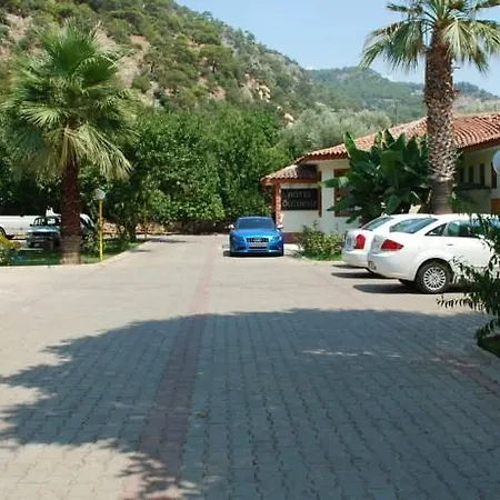 Szálloda Grove 2*