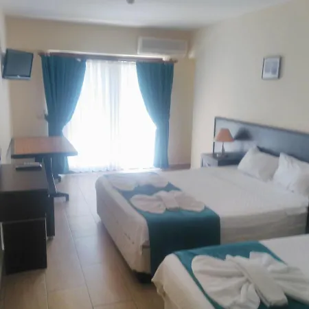 Grove Hotel 2*